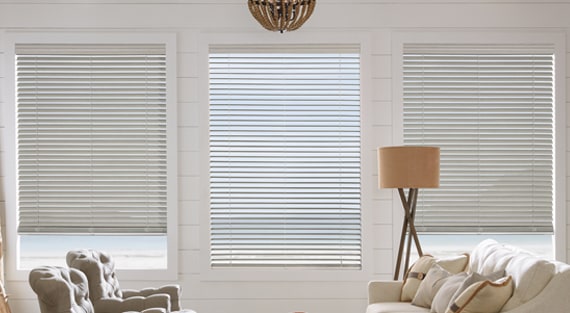 Everwood Blinds